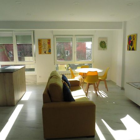Apartamento Jardin Deluz, Con Wifi Y Parking Privado Gratis Santander Bagian luar foto