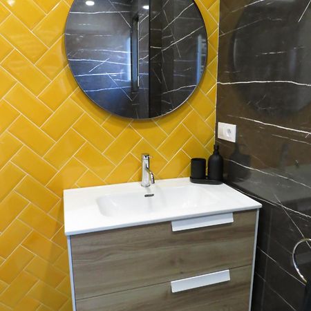 Apartamento Jardin Deluz, Con Wifi Y Parking Privado Gratis Santander Bagian luar foto