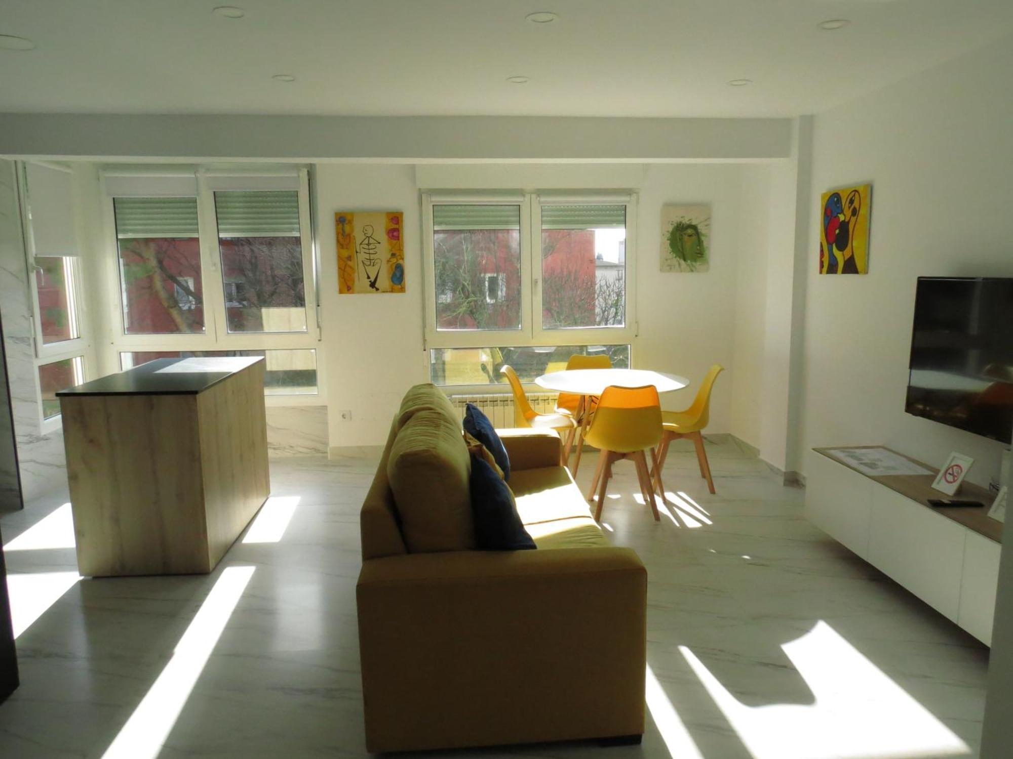 Apartamento Jardin Deluz, Con Wifi Y Parking Privado Gratis Santander Bagian luar foto