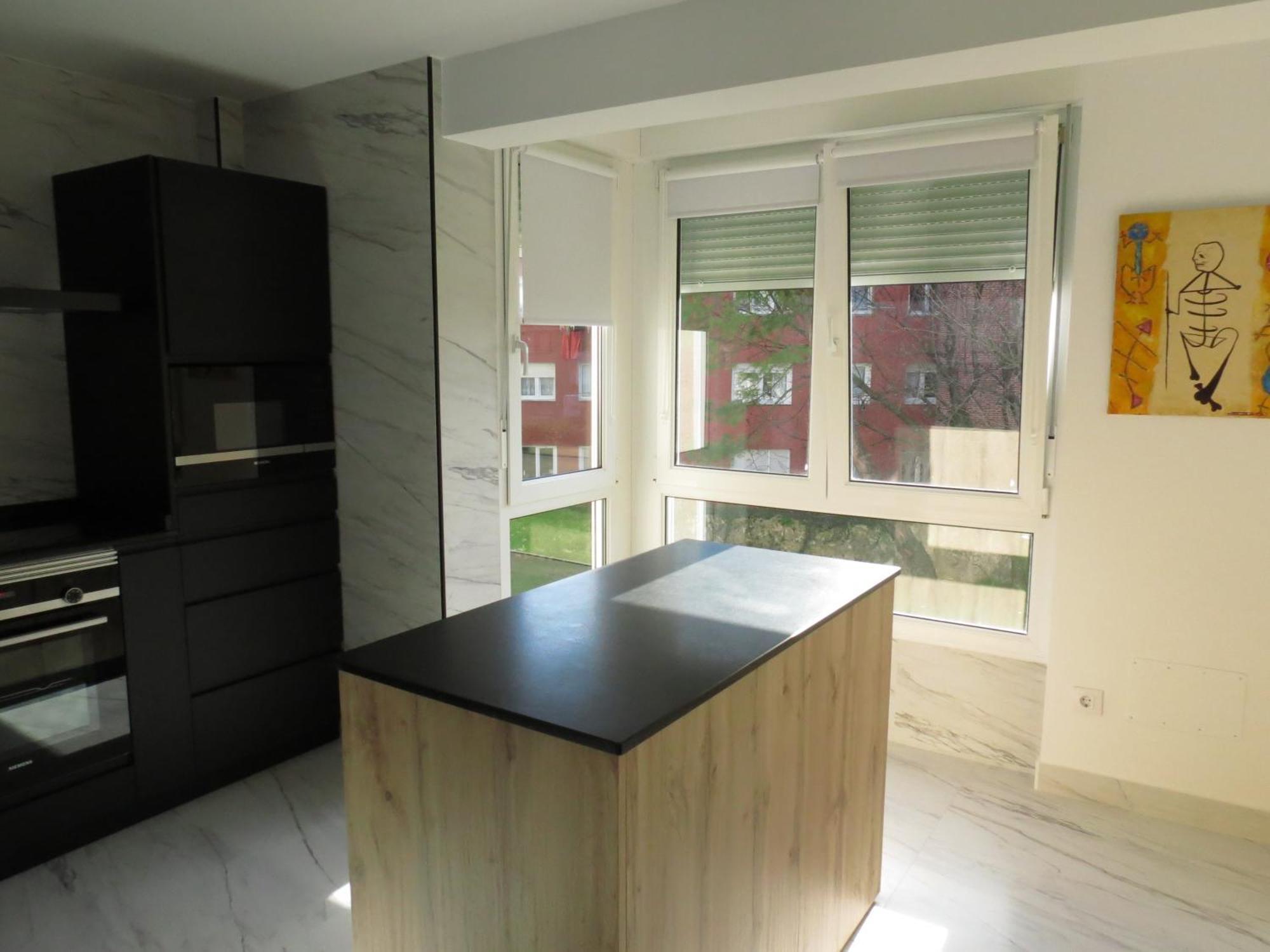 Apartamento Jardin Deluz, Con Wifi Y Parking Privado Gratis Santander Bagian luar foto