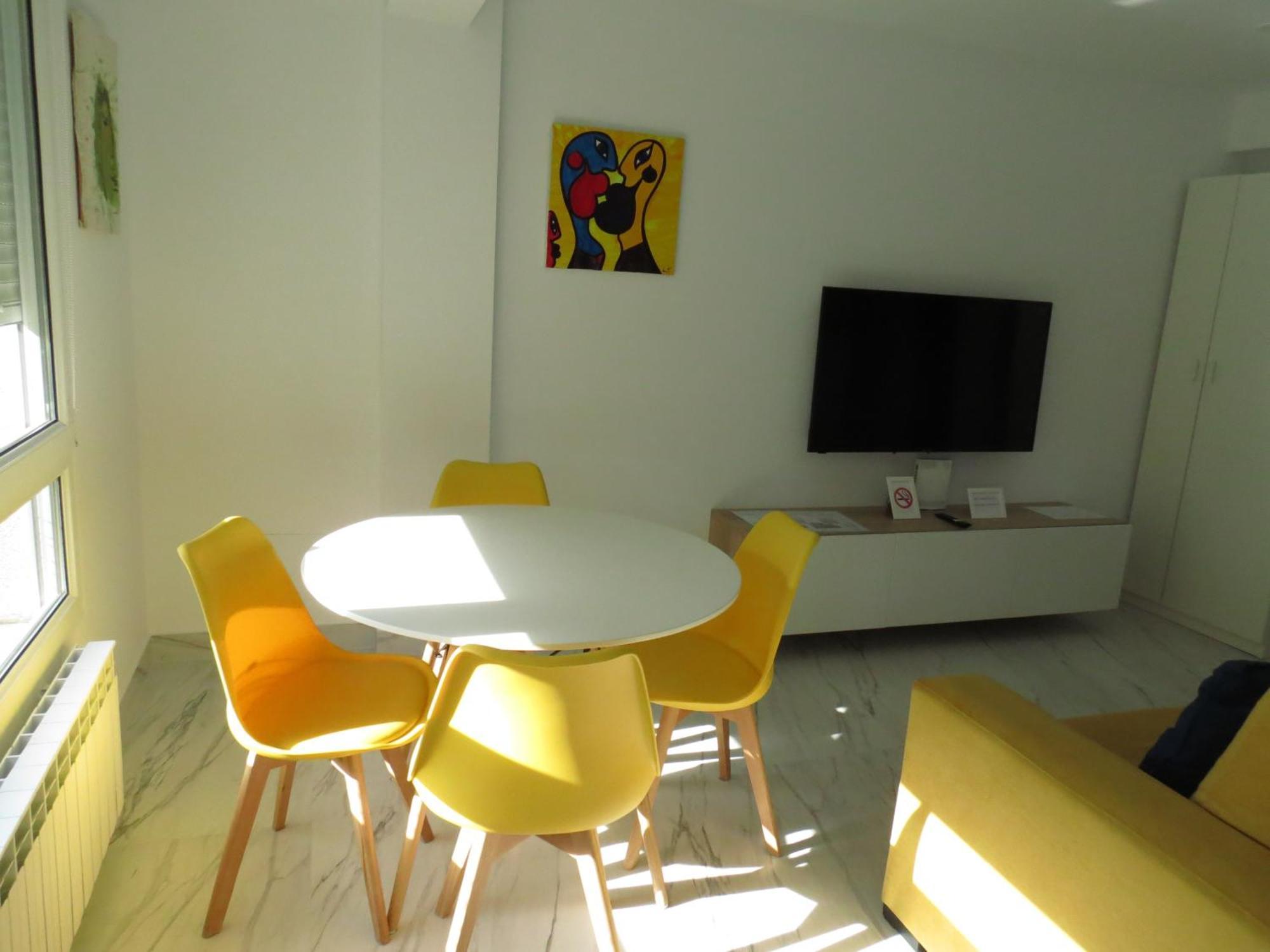 Apartamento Jardin Deluz, Con Wifi Y Parking Privado Gratis Santander Bagian luar foto