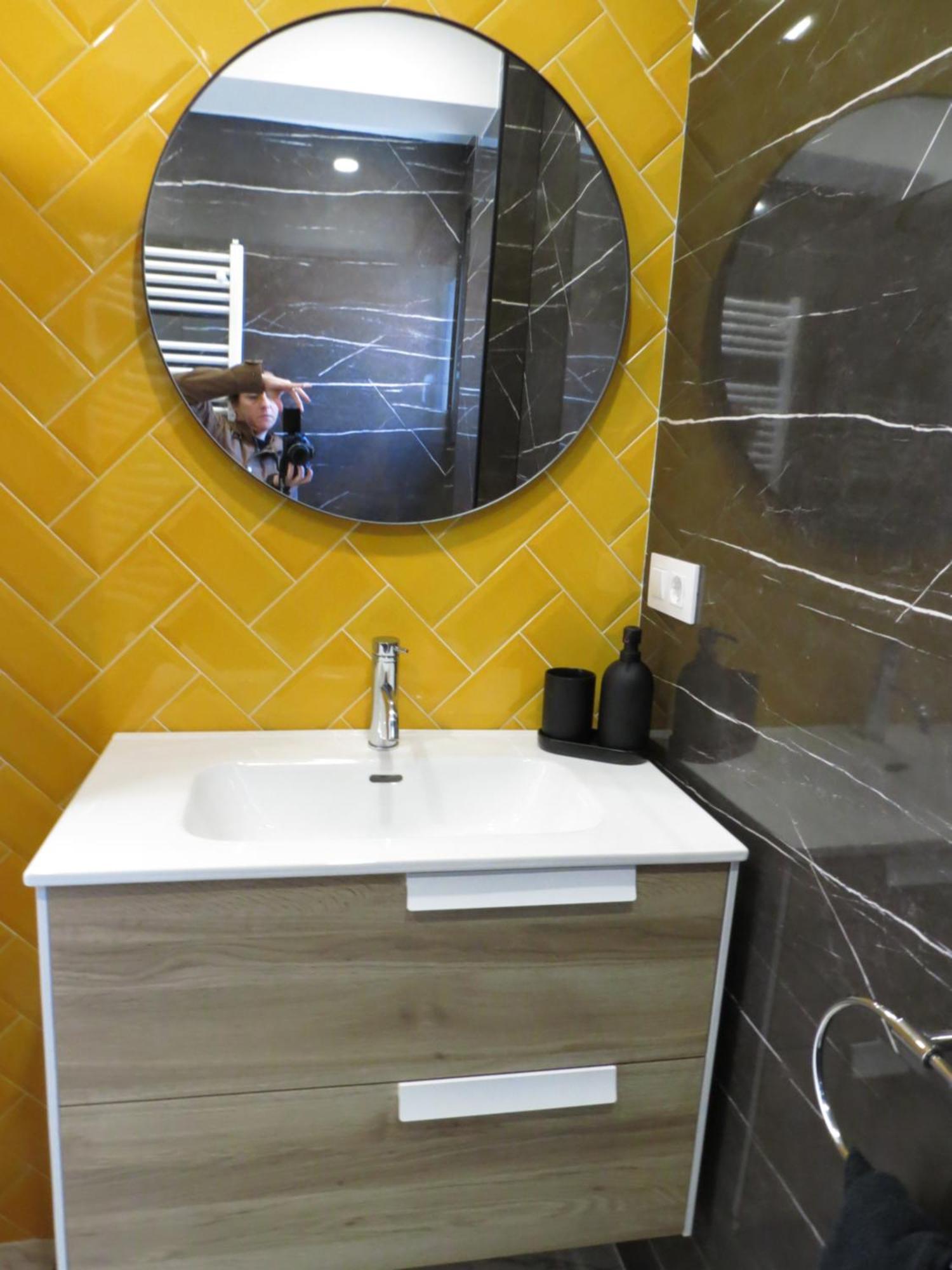 Apartamento Jardin Deluz, Con Wifi Y Parking Privado Gratis Santander Bagian luar foto