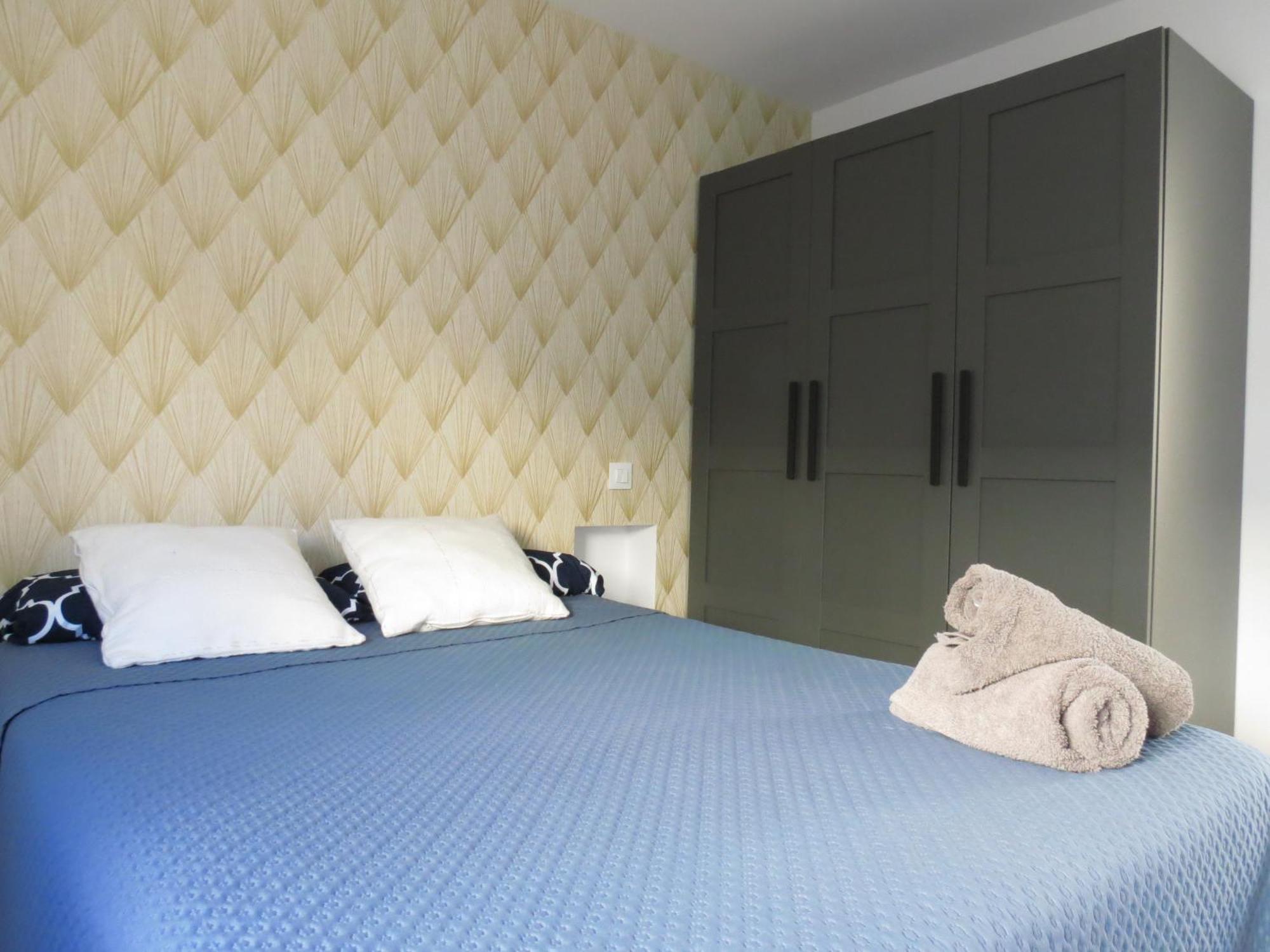 Apartamento Jardin Deluz, Con Wifi Y Parking Privado Gratis Santander Bagian luar foto