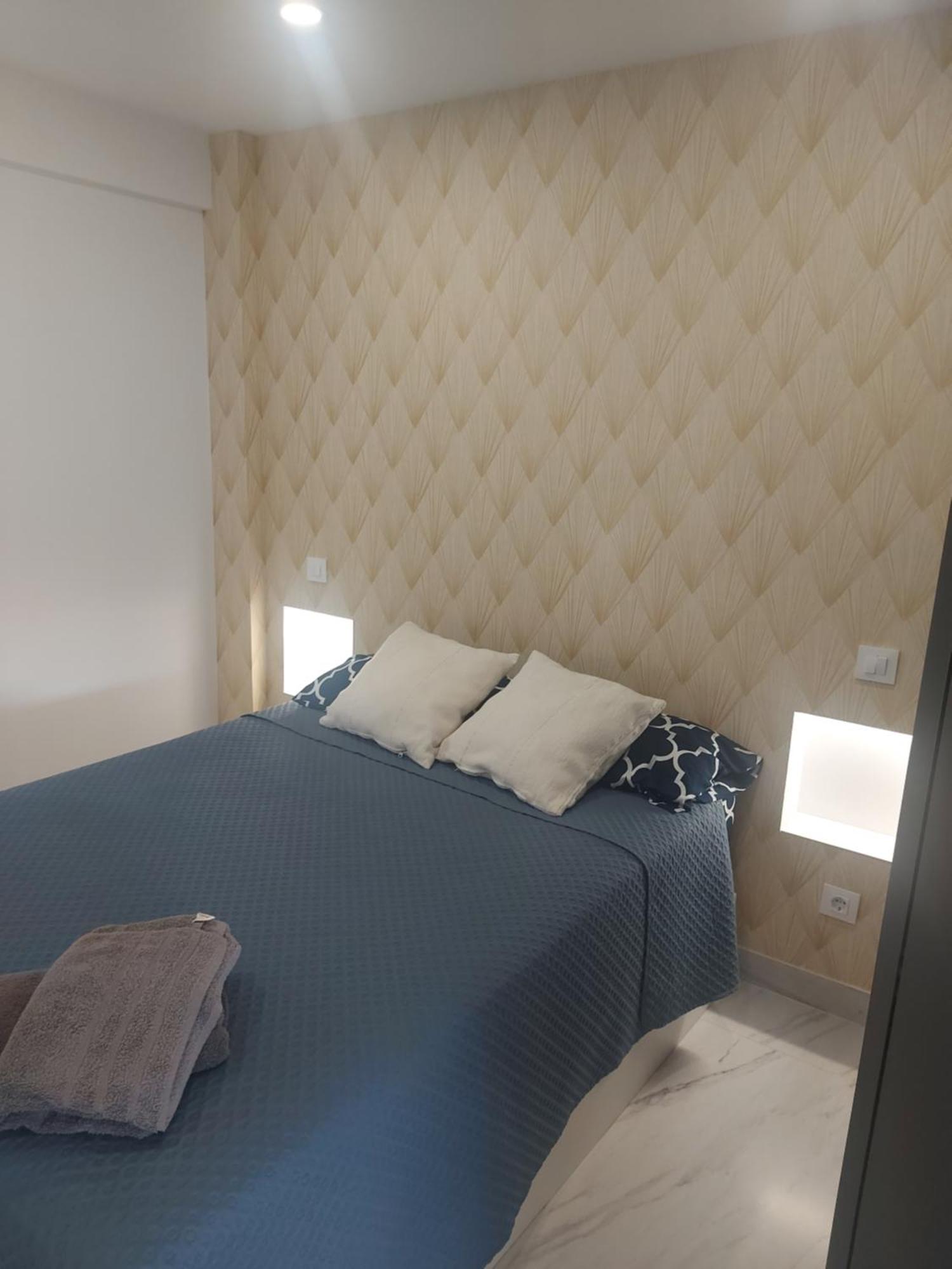 Apartamento Jardin Deluz, Con Wifi Y Parking Privado Gratis Santander Bagian luar foto